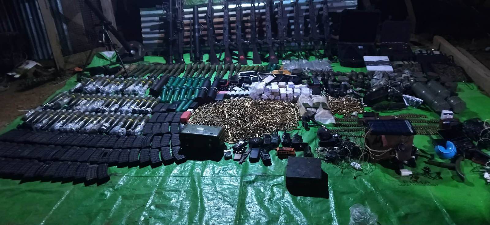 A photo showing weapons and ammunition seized from SSPC soldiers by joint defence groups (Photo: Facebook/Chinland Ministry of Defence)