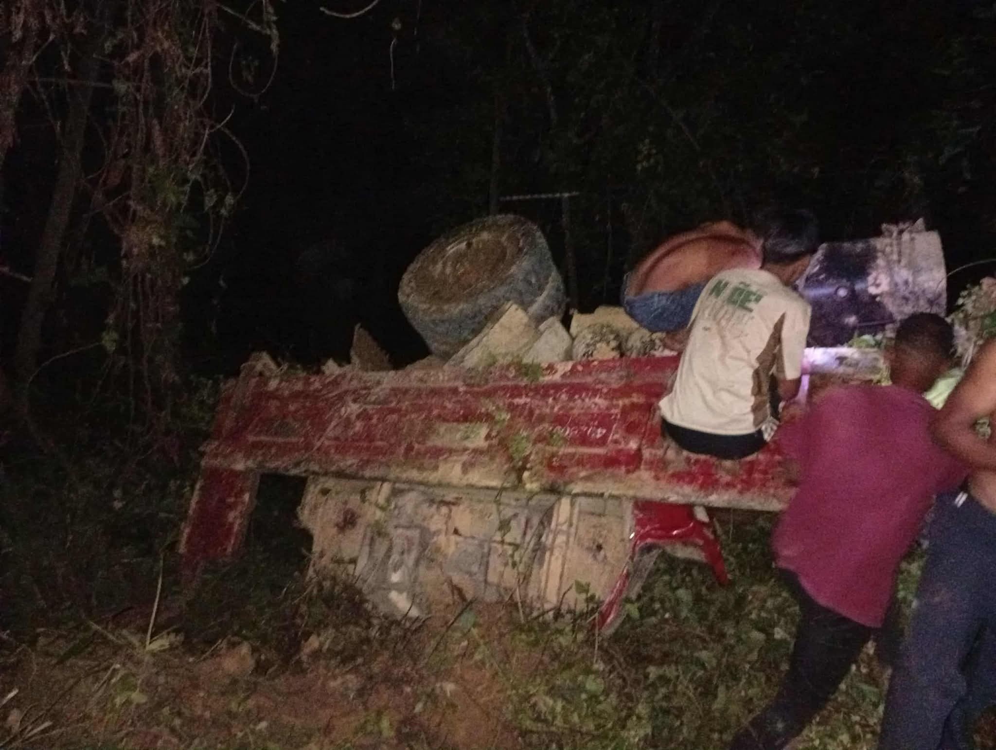 An image of the vehicle after the accident near Vanzang village (Photo: Facebook/TheChinPost)