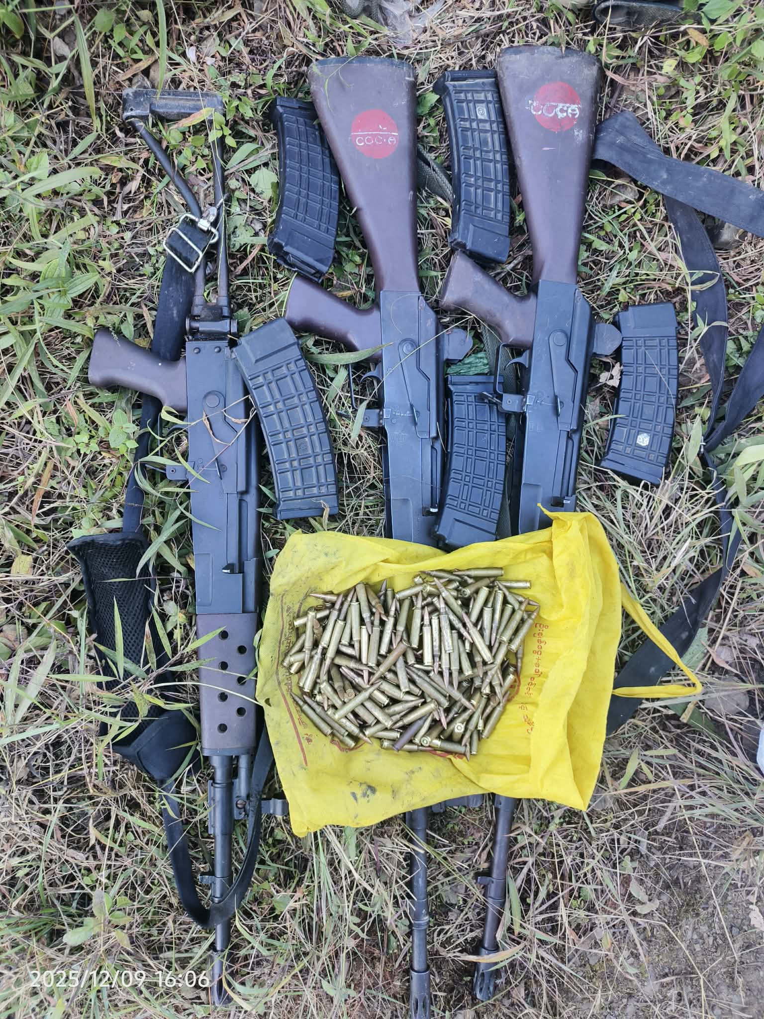 SSPC’s weapons seized by Chin forces in a clash near Sumhrang village (Photo: Facebook/The Voice of Chinland)