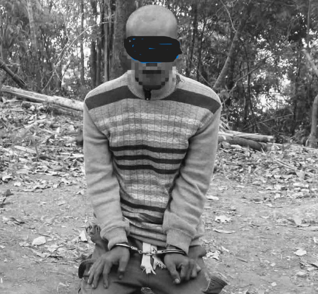 A suspect arrested in Paletwa township (Photo: Facebook/Khumiland News)