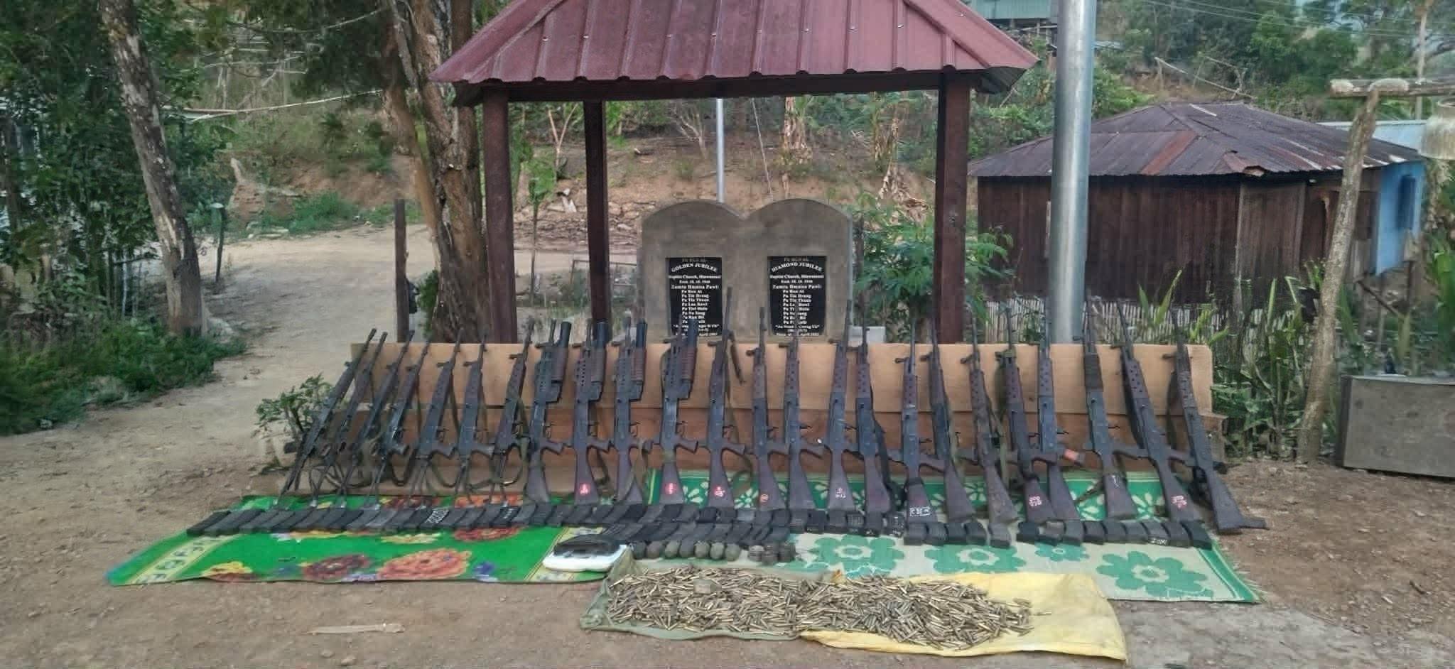 Weapons seized from SSPC troops in Khuangli base in Falam township (Photo: Facebook/Chin National Defense Force)