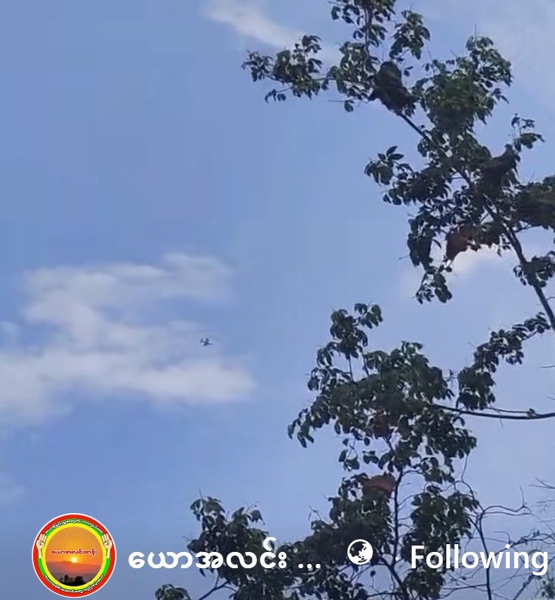 An SSPC jet fighter flying over Yaw-Mindat area (Photo: Facebook/YawAlinnTaan)