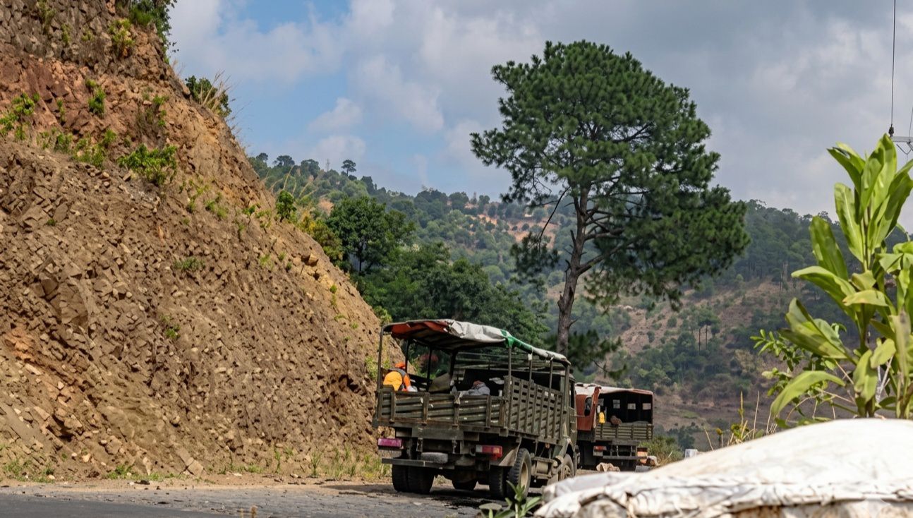 SSPC military trucks escorting back some non-CDM staff (Photo: Facebook/Surbung Times)