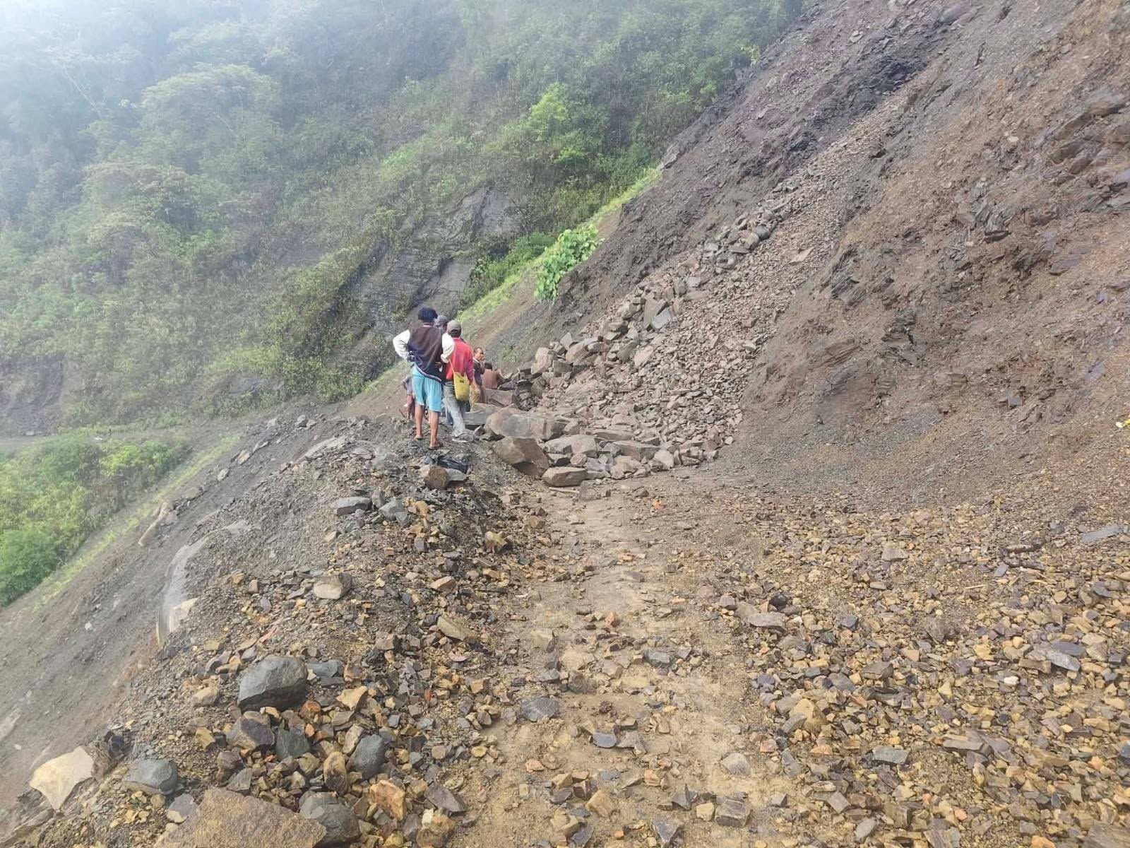 A damaged section of the Gangaw–Rezua road after heavy rains caused landslides in the area. (Photo: Facebook /Salai Thomas Mg)