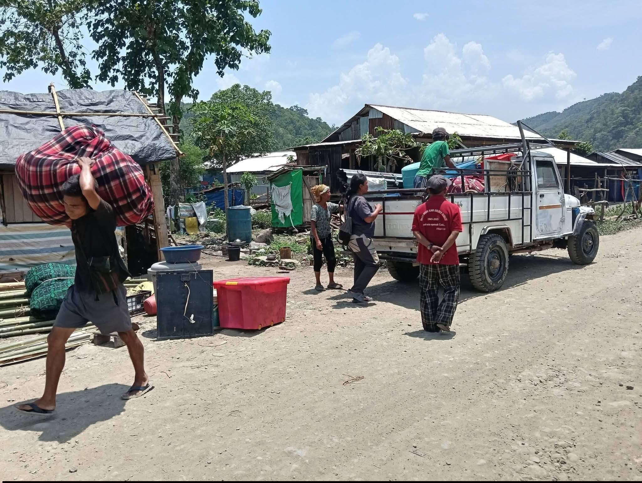 Some villagers preparing to flee their homes in New Haimual village, Tedim township following the SSPC drone attacks (Photo: Facebook/Surbung Times)