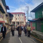 This image depicts Mr. Myo Myint, Deputy Minister of Construction, meeting with departmental officials and members of the SSPC military in Falam town, Chin State (Photo: Facebook/Khumiland News)